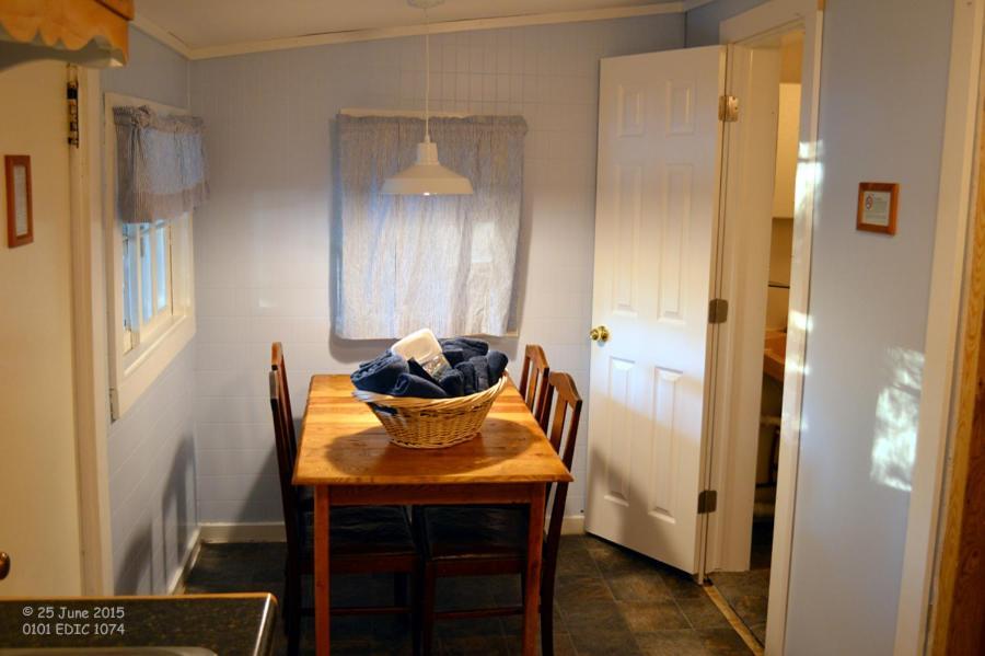 Edgewater Inn & Cottages Eagle River Rom bilde