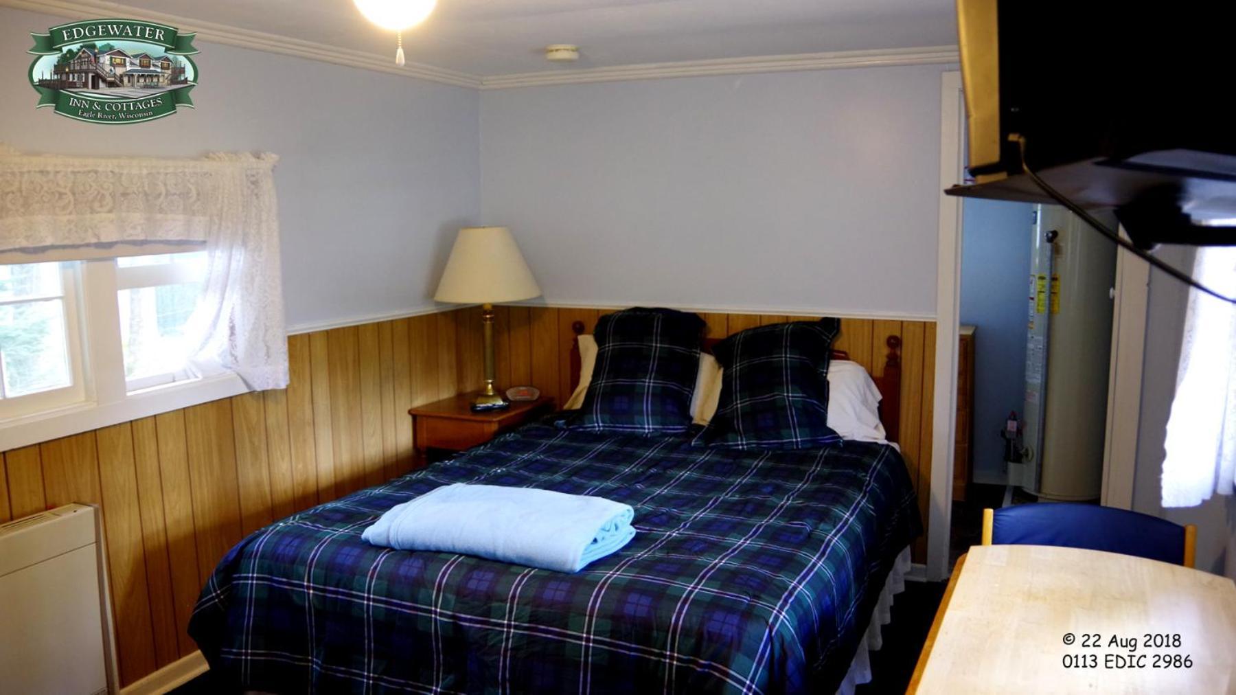 Edgewater Inn & Cottages Eagle River Rom bilde