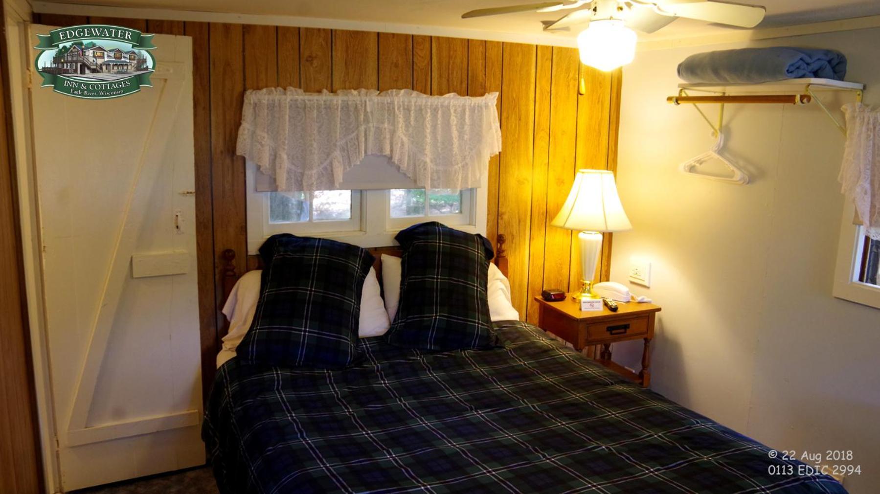 Edgewater Inn & Cottages Eagle River Rom bilde