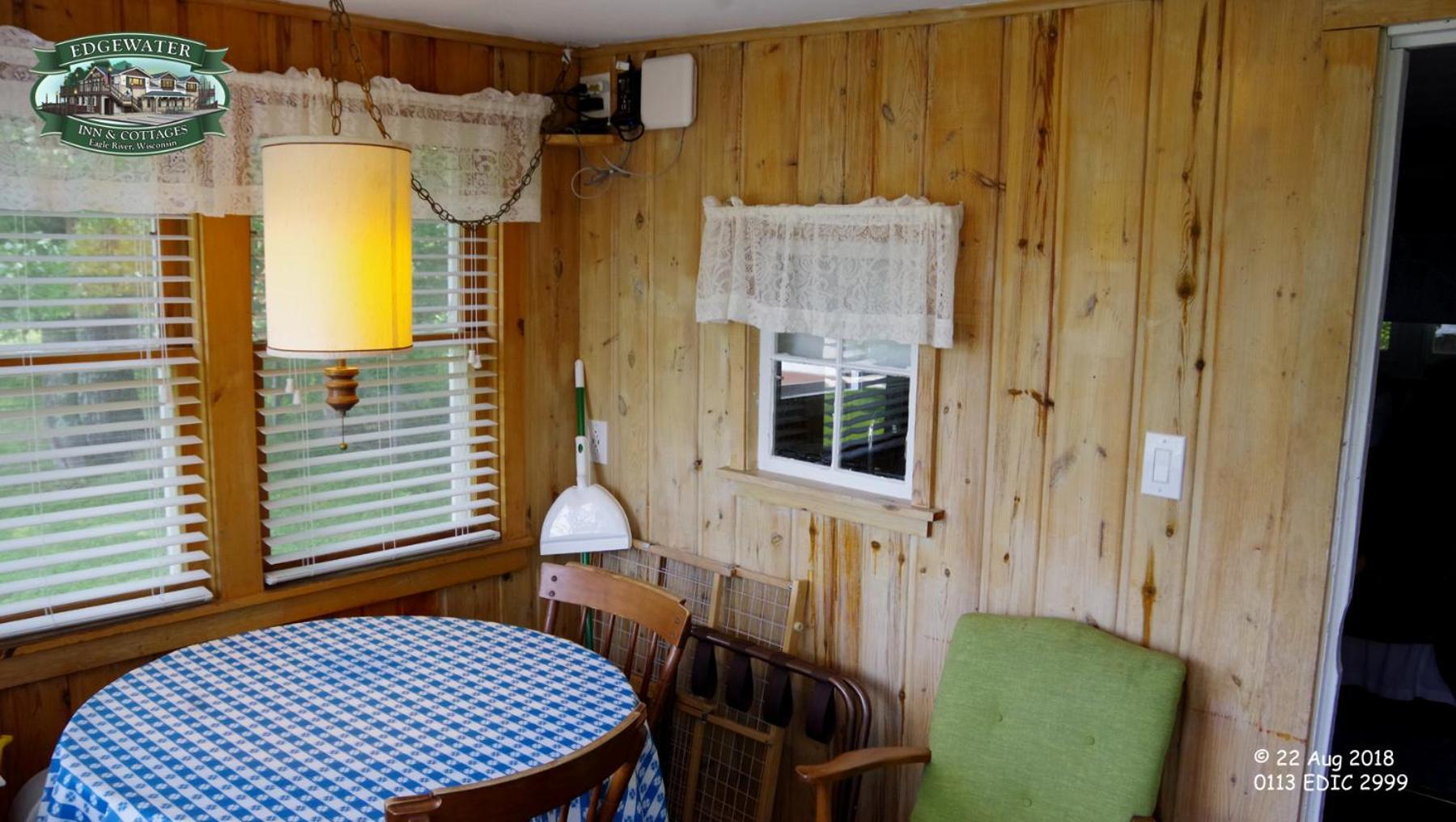 Edgewater Inn & Cottages Eagle River Rom bilde