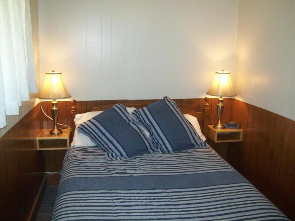 Edgewater Inn & Cottages Eagle River Rom bilde